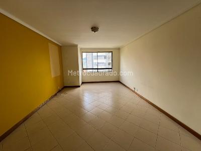 Apartamento de 4 alcobas en venta en El Poblado, Medellín, 230 m² · foto 2 de 16