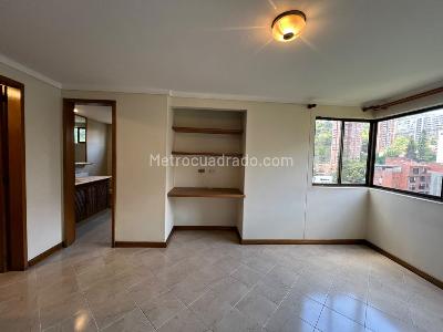 Apartamento de 4 alcobas en venta en El Poblado, Medellín, 230 m² · foto 6 de 16