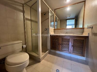 Apartamento de 4 alcobas en venta en El Poblado, Medellín, 230 m² · foto 9 de 16