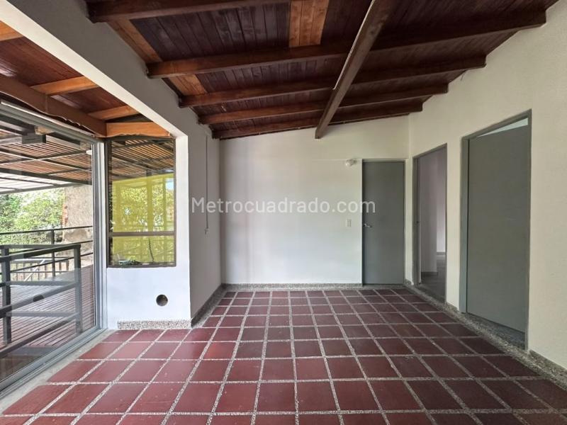 2BR Apartment in El Poblado (179 m²)