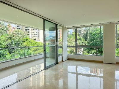 Apartamento de 3 alcobas en venta en El Poblado, Medellín, 272 m² · foto 7 de 19
