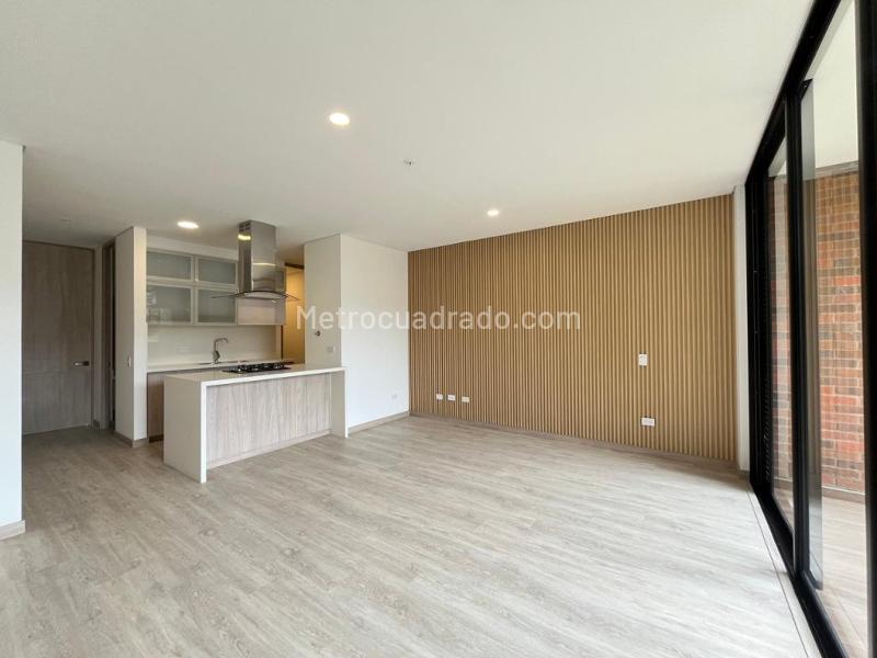 Piso – Retiro - Más