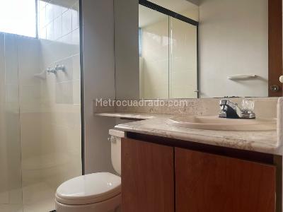 Apartamento de 3 alcobas en venta en El Poblado, Medellín, 114 m² · foto 14 de 17