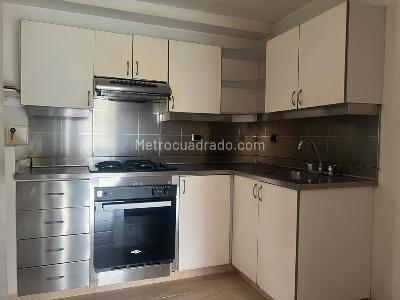 Apartamento de 3 alcobas en venta en El Poblado, Medellín, 114 m² · foto 3 de 17