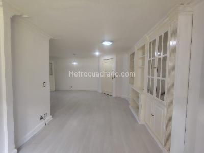 Apartamento de 2 alcobas en venta en Manga Azul, Envigado, 100 m² · foto 11 de 19