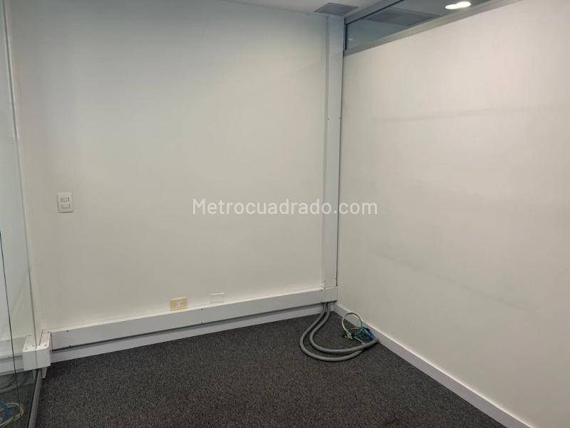 Oficina en Arriendo, El Poblado, Medellín - Vista 3