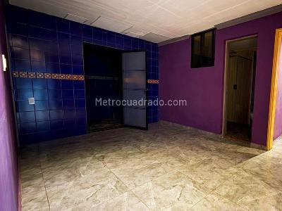 Casa de 1 alcoba en venta en El Poblado, Medellín, 220 m² · foto 4 de 9