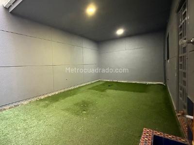 Casa de 1 alcoba en venta en El Poblado, Medellín, 220 m² · foto 5 de 9