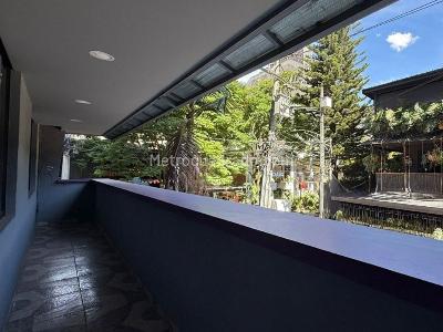 Casa de 1 alcoba en venta en El Poblado, Medellín, 220 m² · foto 7 de 9