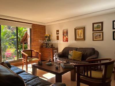 Casa de 3 alcobas en venta en Zona 5, Envigado, 166 m² · foto 3 de 19