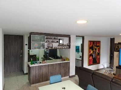 Apartamento de 2 alcobas en venta en Zona 6, Envigado, 65 m² · foto 2 de 11