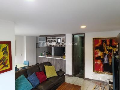 Apartamento de 2 alcobas en venta en Zona 6, Envigado, 65 m² · foto 4 de 11