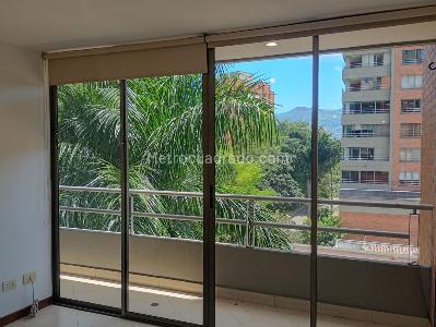 Apartamento de 1 alcoba en venta en El Poblado, Medellín, 62 m² · foto 10 de 15