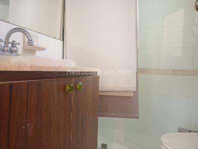 Apartamento de 1 alcoba en arriendo en El Poblado, Medellín, 50 m² · foto 10 de 11