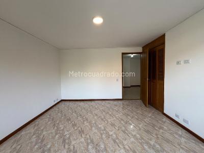 Apartamento de 3 alcobas en venta en El Poblado, Medellín, 156 m² · foto 11 de 14