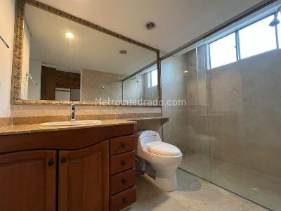 Apartamento de 3 alcobas en venta en El Poblado, Medellín, 156 m² · foto 12 de 14