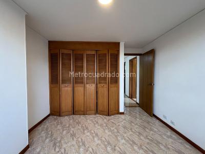 Apartamento de 3 alcobas en venta en El Poblado, Medellín, 156 m² · foto 8 de 14