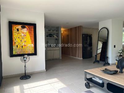 Apartamento de 3 alcobas en venta en El Poblado, Medellín, 220 m² · foto 5 de 18