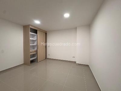 Apartamento de 3 alcobas en arriendo en Calle Larga, Sabaneta, 70 m² · foto 4 de 10