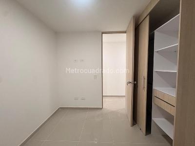 Apartamento de 3 alcobas en arriendo en Calle Larga, Sabaneta, 70 m² · foto 5 de 10