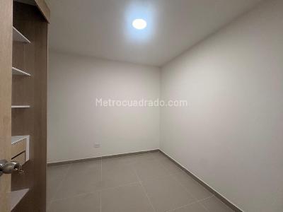Apartamento de 3 alcobas en arriendo en Calle Larga, Sabaneta, 70 m² · foto 8 de 10
