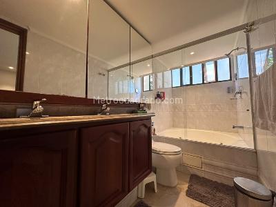 Apartamento de 4 alcobas en venta en El Poblado, Medellín, 286 m² · foto 16 de 18