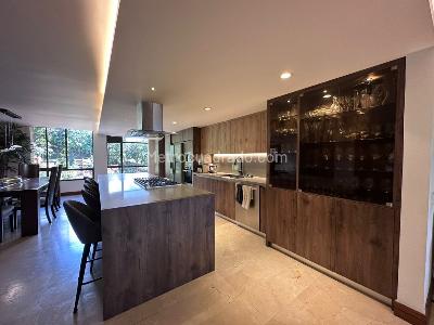 Apartamento de 4 alcobas en venta en El Poblado, Medellín, 286 m² · foto 7 de 18