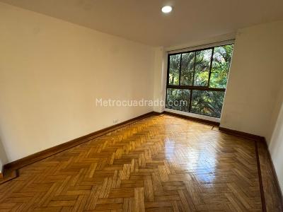 Apartamento de 3 alcobas en venta en El Poblado, Medellín, 197 m² · foto 6 de 17