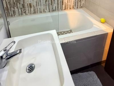 Apartamento de 2 alcobas en venta en Los Balsos, Medellín, 84 m² · foto 17 de 18