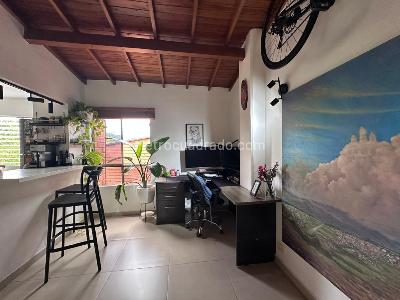 Apartamento de 2 alcobas en venta en Los Balsos, Medellín, 84 m² · foto 4 de 18