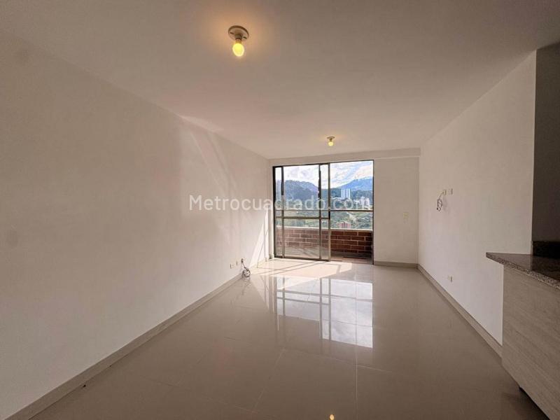 Apartamento en Arriendo, Las Lomitas, Sabaneta