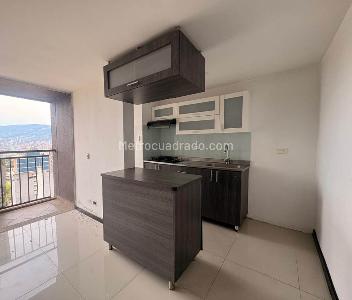 Apartamento en arriendo en Calle Larga, Sabaneta · foto 5 de 14