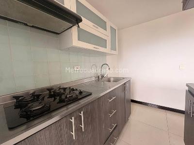 Apartamento en arriendo en Calle Larga, Sabaneta · foto 7 de 14