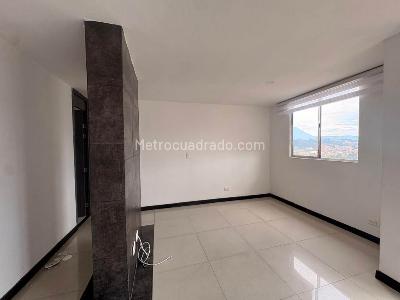 Apartamento en arriendo en Calle Larga, Sabaneta · foto 8 de 14