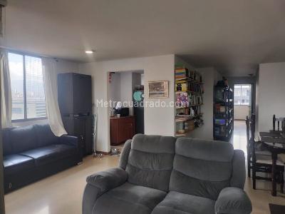 Apartamento de 3 alcobas en venta en Zona 2, Envigado, 113 m² · foto 3 de 16