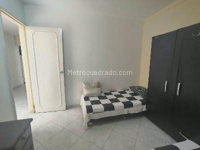 Apartamento en arriendo en Obrero, Envigado · foto 6 de 13