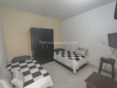 Apartamento en arriendo en Obrero, Envigado · foto 7 de 13