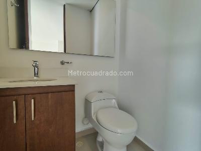 Apartamento de 1 alcoba en venta en El Poblado, Medellín, 62 m² · foto 12 de 14