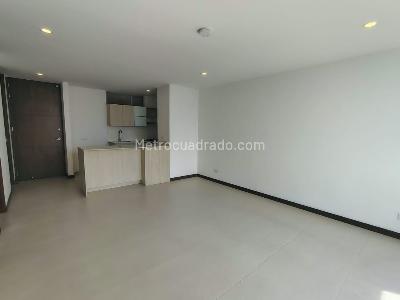 Apartamento de 1 alcoba en venta en El Poblado, Medellín, 62 m² · foto 2 de 14
