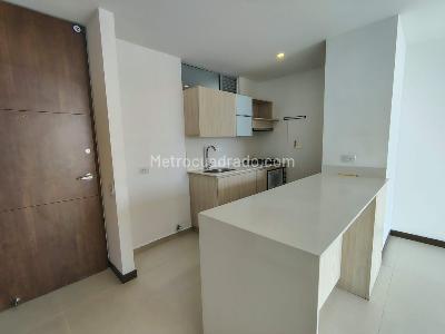 Apartamento de 1 alcoba en venta en El Poblado, Medellín, 62 m² · foto 5 de 14