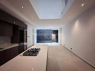 Casa en arriendo en El Poblado, Medellín · foto 17 de 18