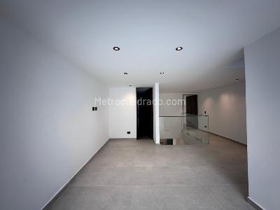 Casa en arriendo en El Poblado, Medellín · foto 6 de 18