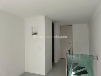 Apartamento de 1 alcoba en arriendo en El Poblado, Medellín, 65 m² · foto 2 de 11