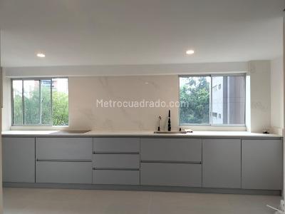 Apartamento de 1 alcoba en arriendo en El Poblado, Medellín, 65 m² · foto 3 de 11