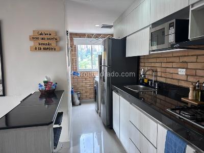Apartamento de 1 alcoba en arriendo en El Poblado, Medellín, 35 m² · foto 10 de 13