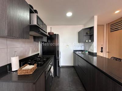 Apartamento de 1 alcoba en arriendo en El Poblado, Medellín, 89 m² · foto 14 de 18