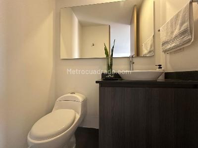 Apartamento de 1 alcoba en arriendo en El Poblado, Medellín, 89 m² · foto 4 de 18