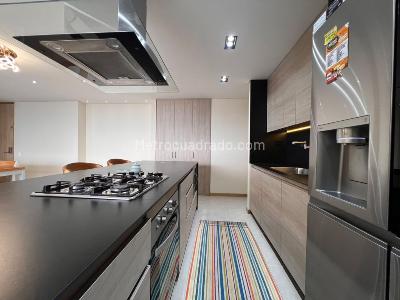 Apartamento en venta en Poblado Las Palmas, Medellín · foto 5 de 14