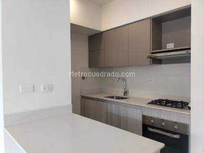 Apartamento de 2 alcobas en arriendo en El Poblado, Medellín, 60 m² · foto 5 de 15