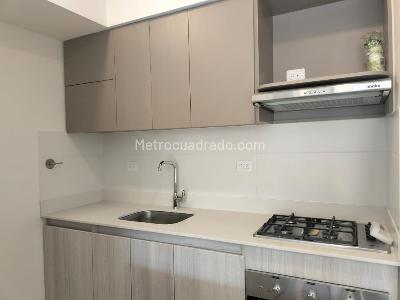 Apartamento de 2 alcobas en arriendo en El Poblado, Medellín, 60 m² · foto 6 de 15